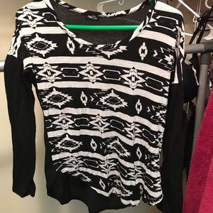 Cool shirt with design on front